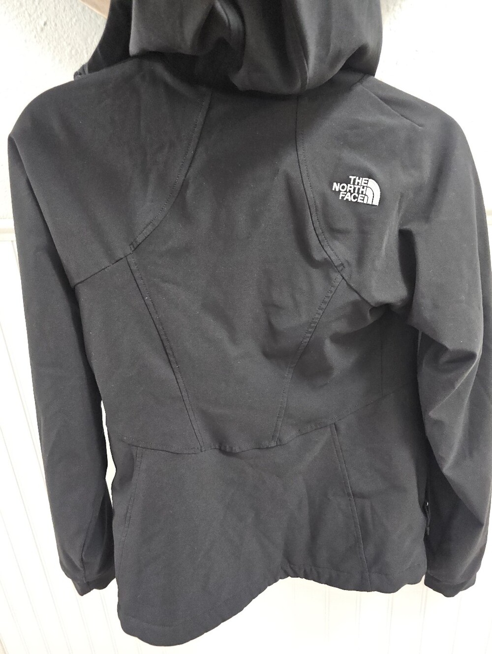 The North Face Womens Black Hooded Softshell Jacket - Picture 5 of 5